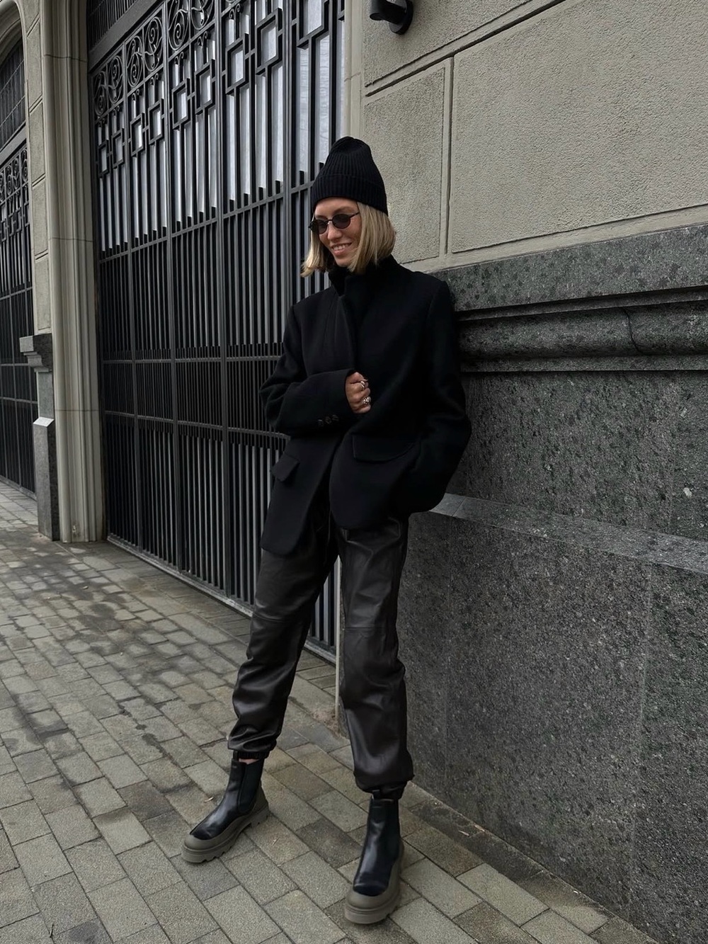 Babaton Faux Leather Jogger Pants Black High Rise Vegan Leather XS Aritzia